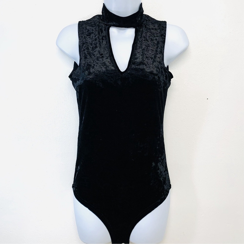 Say What Black Velvet Bodysuit Small Key Hole Sleeveless Classic Whimsygoth